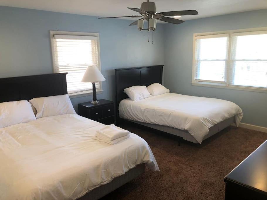 Entire Apartment Close To Downtown - 2 Queen Beds 스프링필드 외부 사진