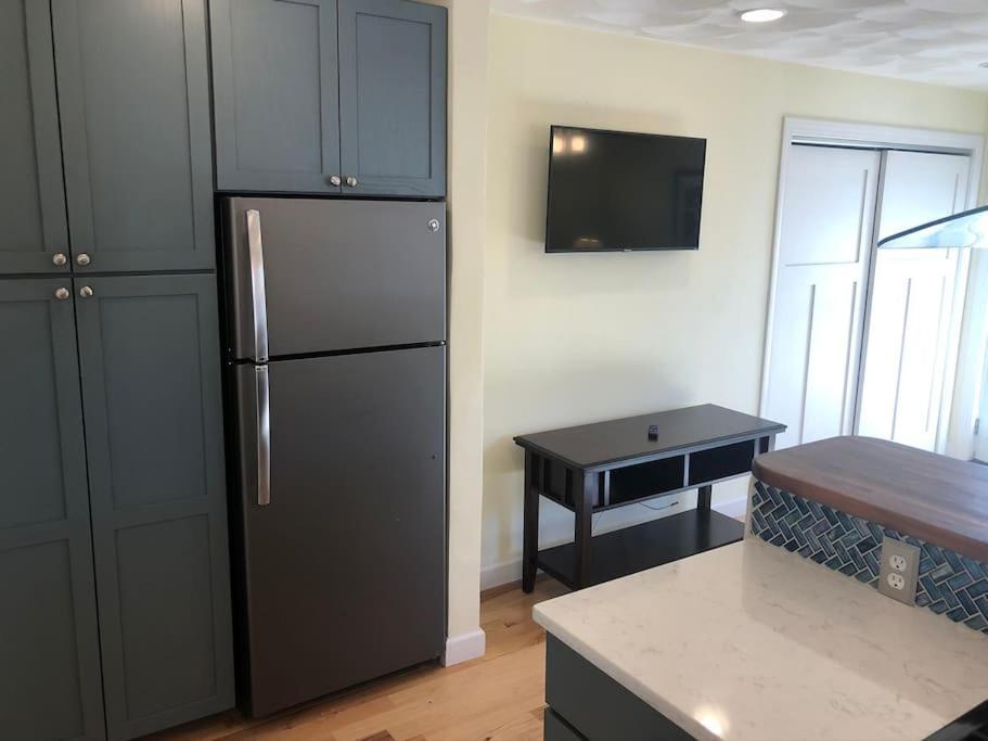 Entire Apartment Close To Downtown - 2 Queen Beds 스프링필드 외부 사진